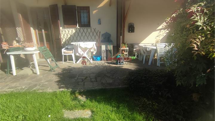 Appartamento con giardino