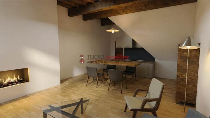 APPARTAMENTO RISTRUTTURATO CON INGRESSO A DUE