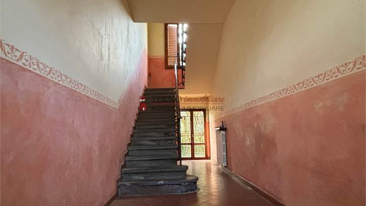 TERRATETTO CON RESEDE ESCLUSIVO E TERRAZZA ABITABILE