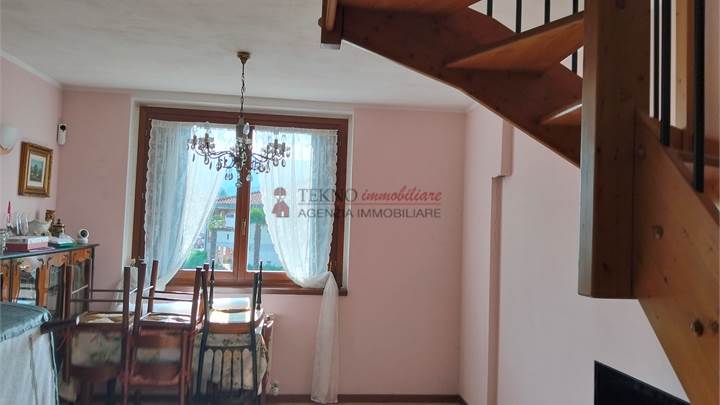 APPARTAMENTO CON INGRESSO A DUE